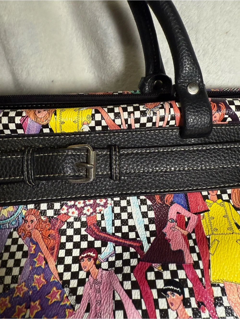 Sydney Love bold tote